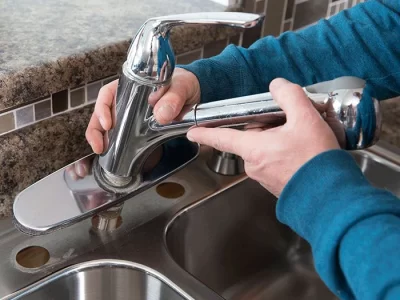 ht-install-a-kitchen-faucet-removefaucet.webp